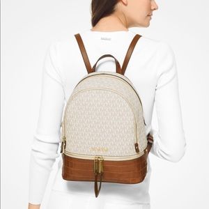NWT Michael Kors Rhea Med Backpack